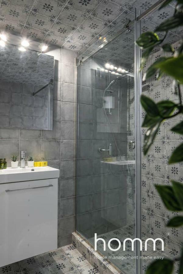 Nemeseos 1St Floor Homm Apartment With Roof Garden And Wading Pool 아테네 외부 사진